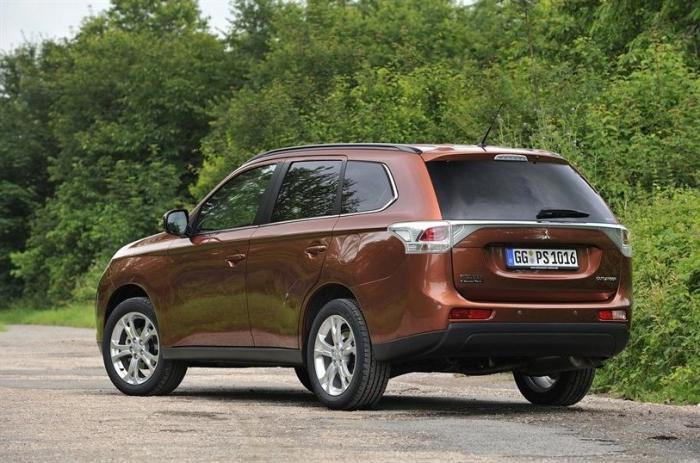 3. generasjon Mitsubishi Outlander: spesifikasjoner og design