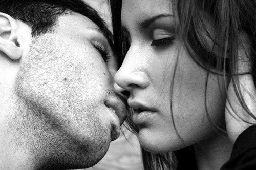 Hva betyr det å kysse i en drøm med en mann? En drøm fortolkning vil fortelle fremtiden