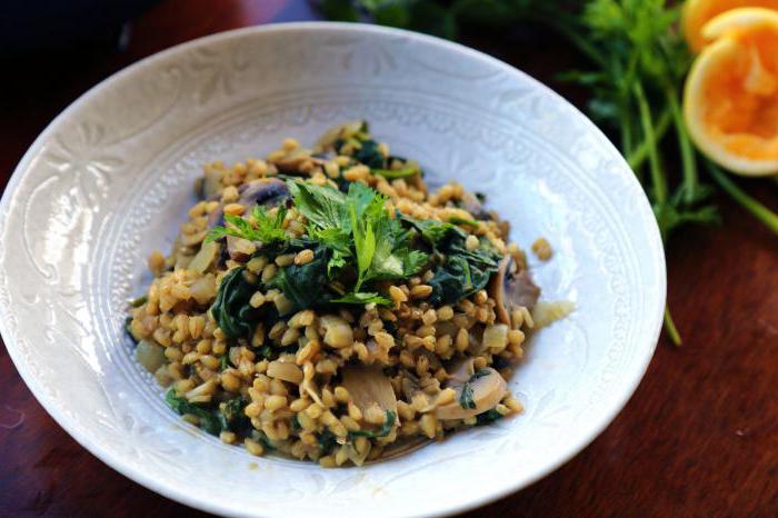 Mushroom risotto fra en bygg: Vi lager en italiensk tallerken på russisk