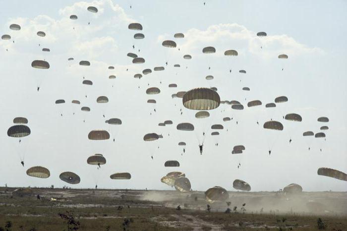 Paratroperen er en elit soldat. Beskrivelse av landingen