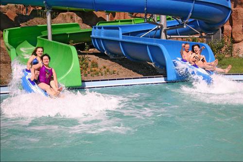 Aquapark i Alushta. beskrivelse