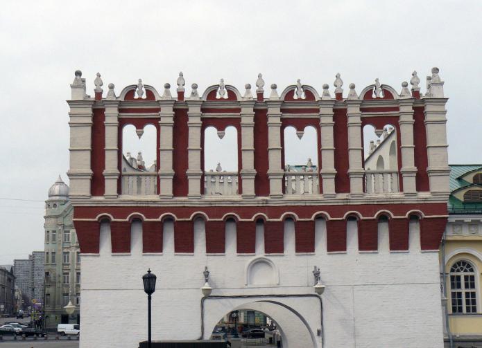 Borovitskaya tårnet i Moskva Kremlin