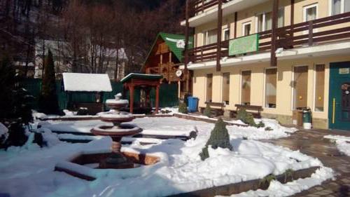 Hotel Sofia 3 *, Krasnaya Polyana: anmeldelse, beskrivelse, rom og anmeldelser