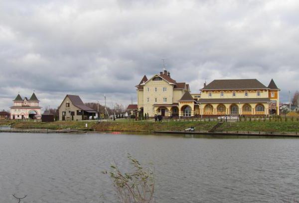 Lake Ponte - et utmerket sted for rekreasjon og fiske