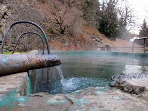 Mineralvann "Borjomi": fordel og skade på mennesket